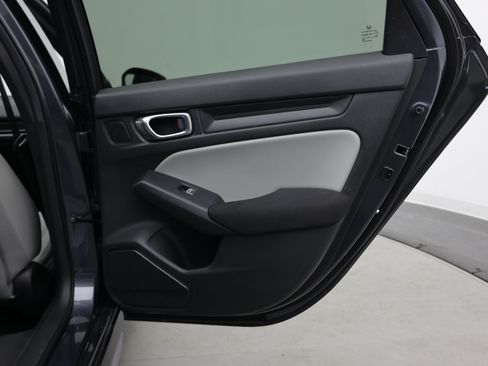 Used 2025 Honda Civic Sport image 35