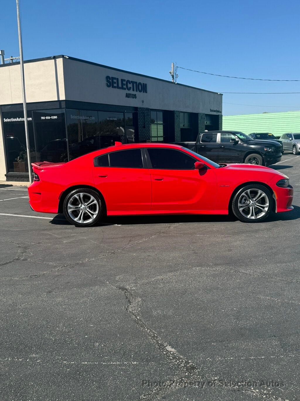 Used 2020 Dodge Charger R/T RWD image 12