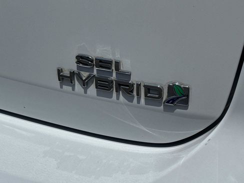 Used 2013 Ford C-MAX SEL FWD image 13