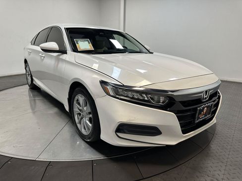 Used 2019 Honda Accord LX image 2