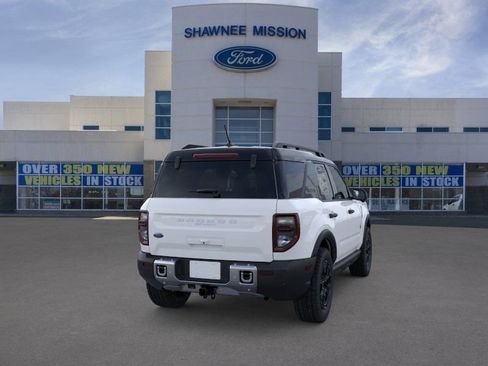 New 2025 Ford Bronco Sport Outer Banks w/ Sasquatch Outer Banks Package AWD/4WD image 8