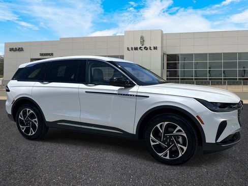 New 2026 Lincoln Nautilus Premier AWD/4WD image 1