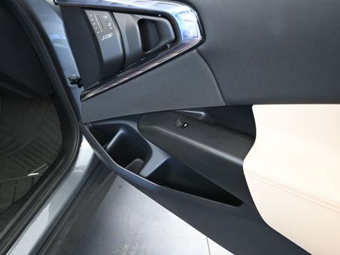 Certified 2025 BMW X3 xDrive30i w/ Convenience Package image 23