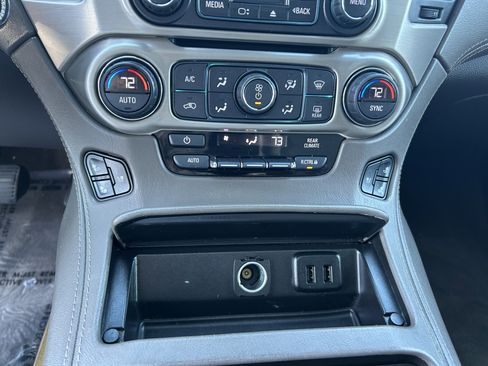 Used 2017 GMC Yukon XL Denali w/ Open Road Package image 8