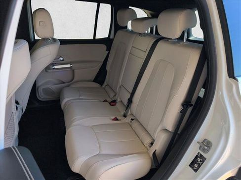 Certified 2026 Mercedes-Benz GLB 250 image 21