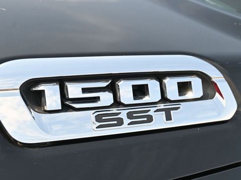 Used 2025 RAM 1500 Big Horn image 18