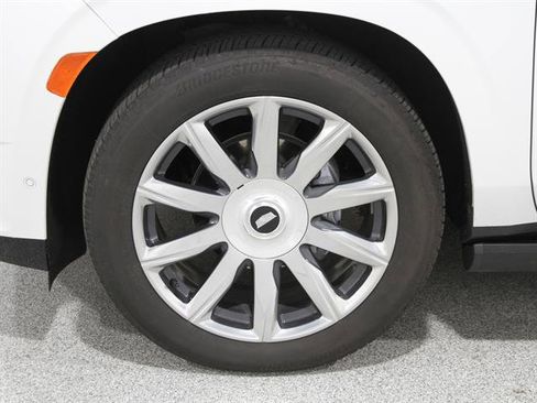 Certified 2023 Cadillac Escalade Premium Luxury Platinum image 27