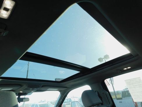 Used 2022 Ford F250 XLT w/ XLT Premium Package image 24