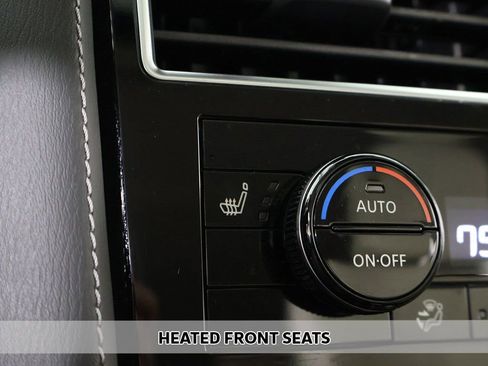 Used 2024 Nissan Armada SL w/ Captain's Chairs Package image 9