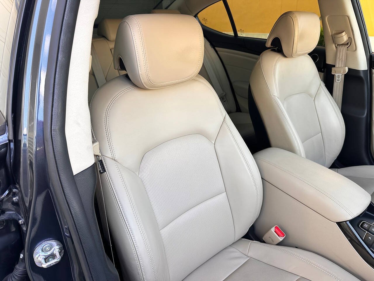 Used 2014 Kia Cadenza Premium w/ Technology Package FWD image 62