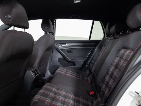 Used 2018 Volkswagen GTI S image 19