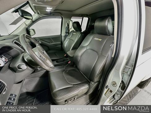 Used 2020 Nissan Frontier PRO-4X w/ Pro-4x Utility Package AWD/4WD image 12