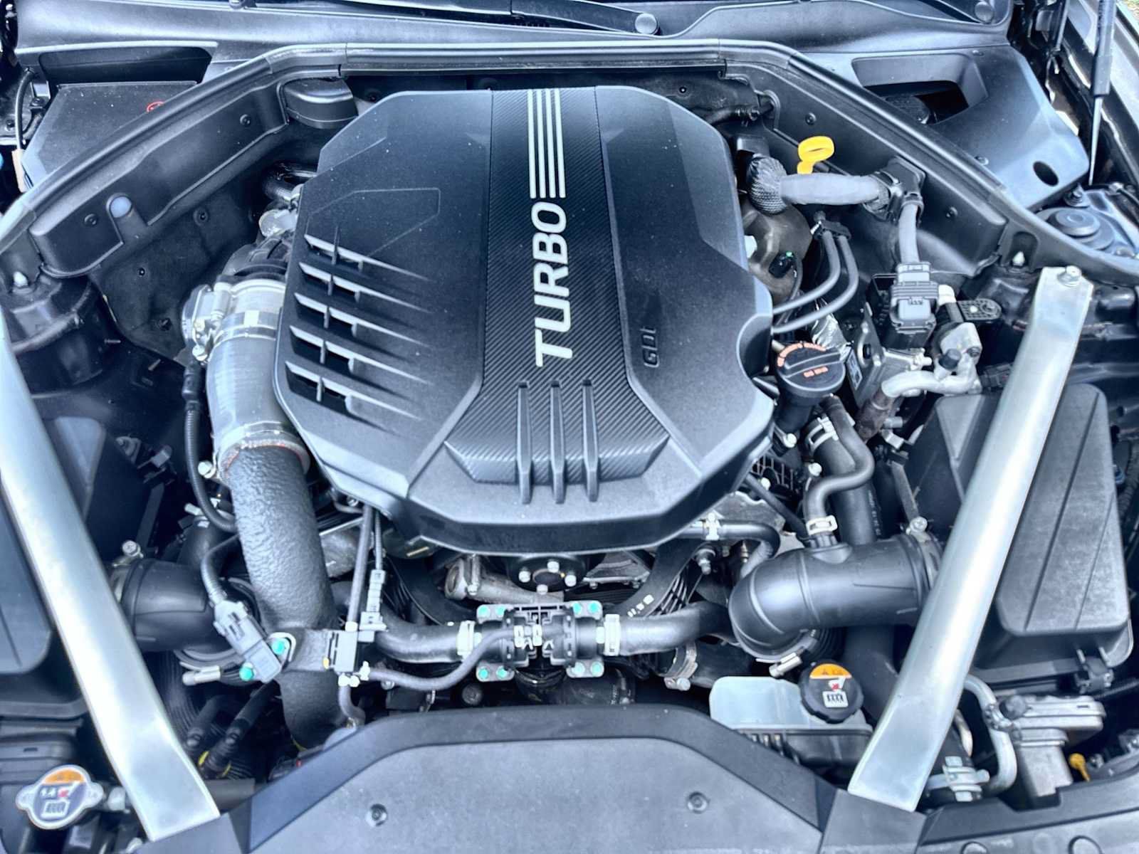 Used 2023 Genesis G70 2.0T RWD image 12