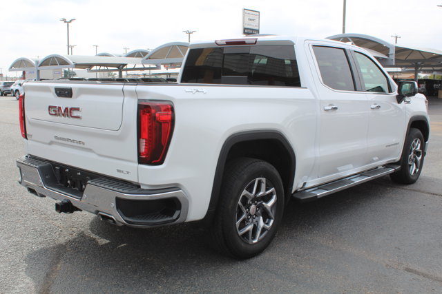 Used 2025 GMC Sierra 1500 SLT AWD/4WD image 3