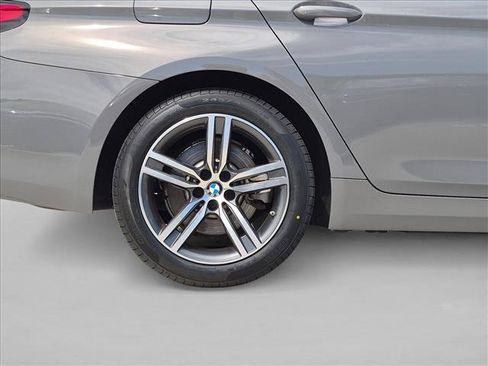 Used 2022 BMW 530i xDrive w/ Convenience Package AWD/4WD image 25