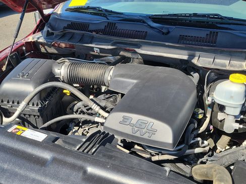 Used 2020 RAM 1500 Tradesman w/ Chrome Plus Package RWD image 26