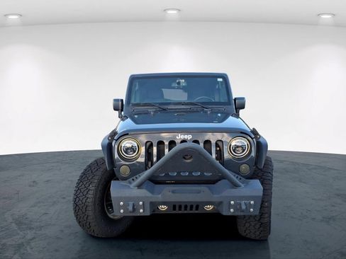 Used 2017 Jeep Wrangler Unlimited Sport w/ Quick Order Package 24S AWD/4WD image 4