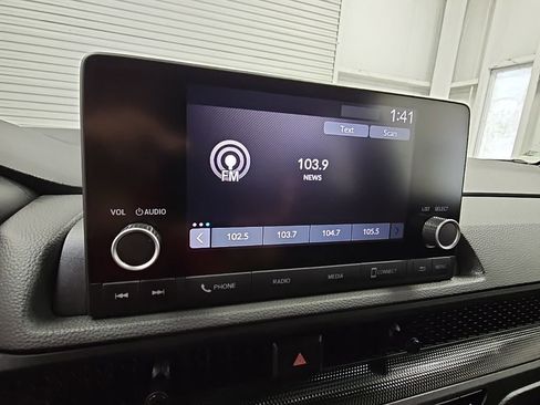 Used 2024 Honda CR-V Sport image 14