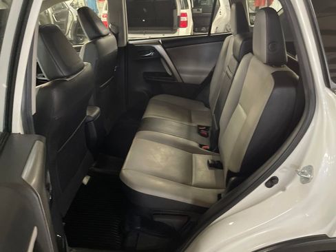 Used 2016 Toyota RAV4 Limited image 24