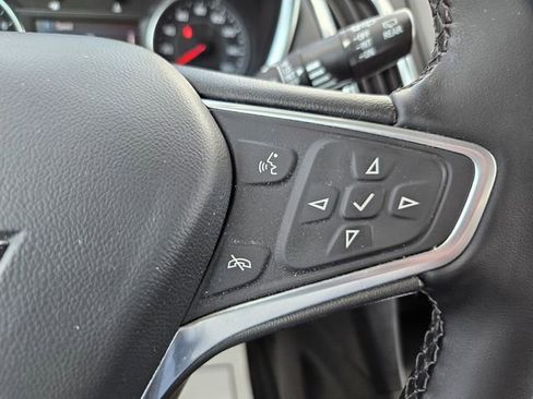 Used 2023 Chevrolet Equinox LT FWD image 31