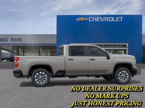 New 2026 Chevrolet Silverado 2500 Custom w/ Custom Value Package AWD/4WD image 5
