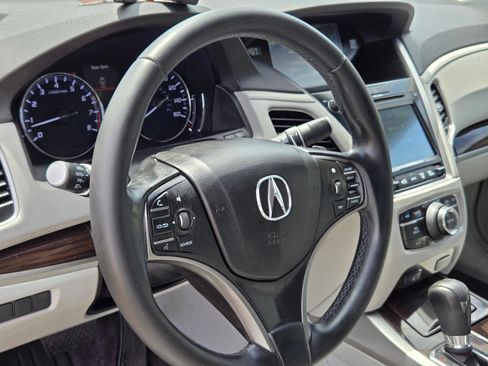 Used 2015 Acura RLX w/ Technology Package FWD image 12