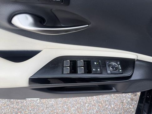 Used 2024 Lexus ES 350 w/ Premium Package FWD image 16