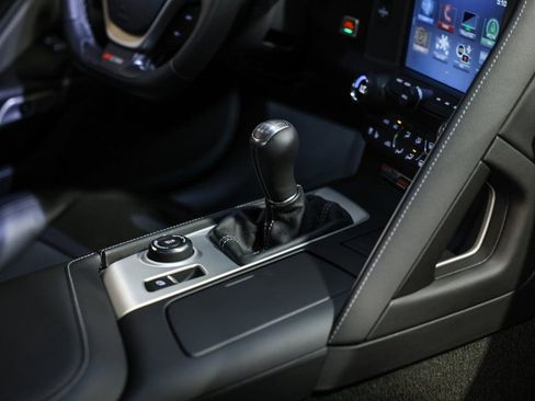 Used 2017 Chevrolet Corvette Z06 image 24