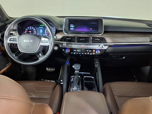 Used 2022 Kia Telluride SX w/ SX Prestige Package image 12