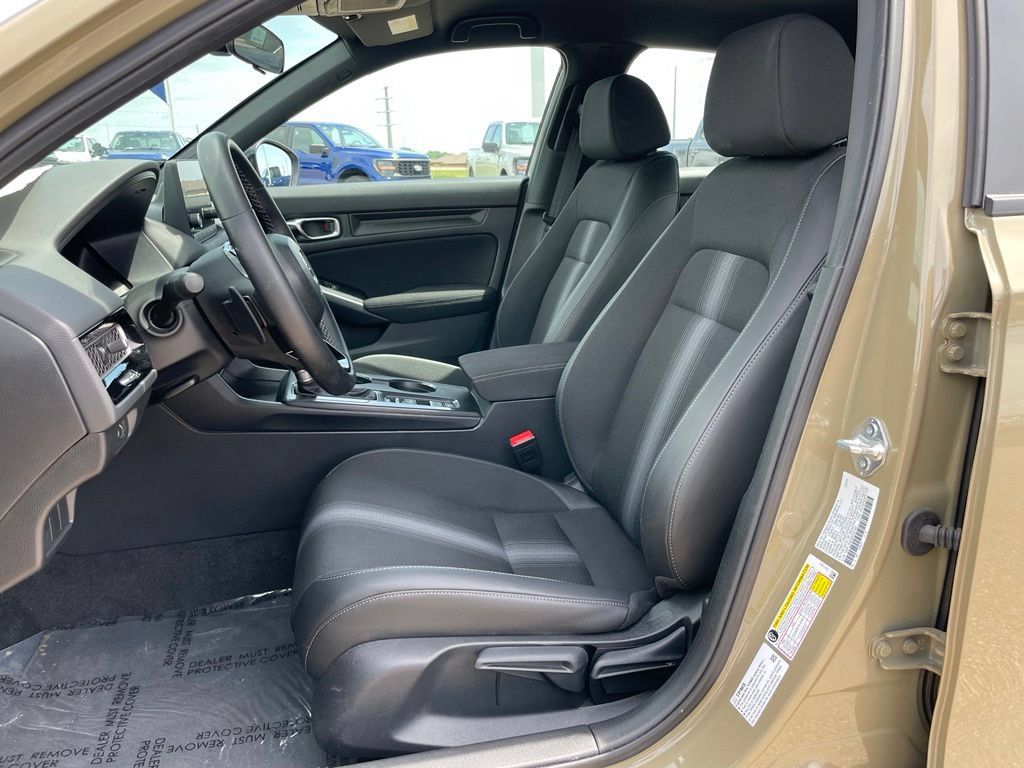 Used 2025 Honda Civic Sport image 7
