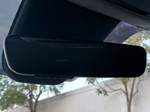 Used 2023 Hyundai Santa Fe Blue image 24