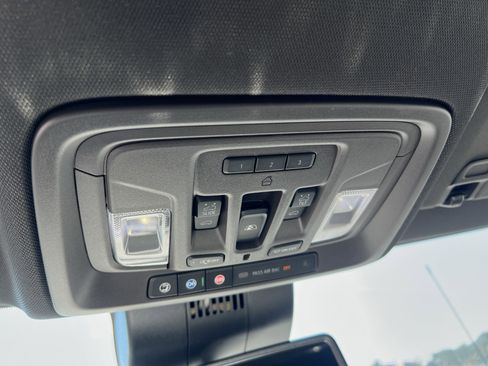 New 2026 GMC Sierra 2500 SLT w/ SLT Premium Package image 29