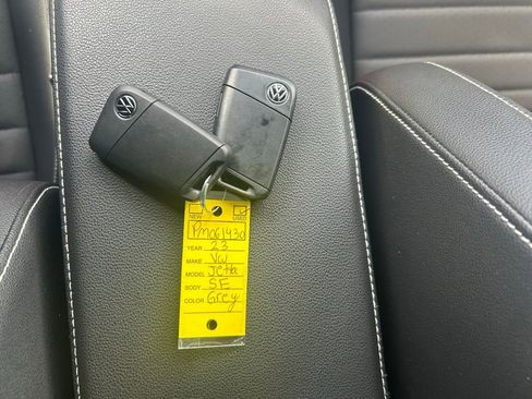 Used 2023 Volkswagen Jetta SE image 54