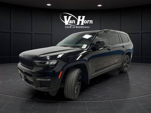Used 2024 Jeep Grand Cherokee L Limited w/ Black Appearance Package AWD/4WD image 3