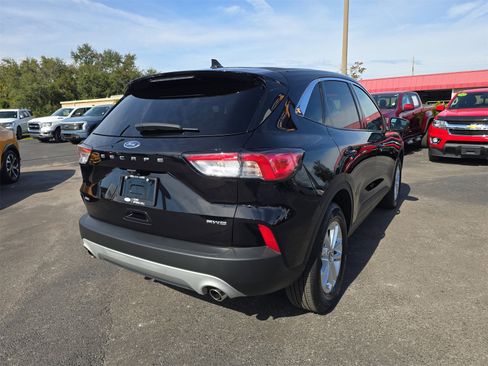 Certified 2022 Ford Escape SE w/ Convenience Package image 4