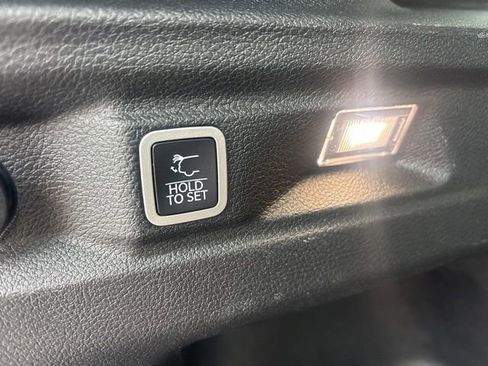 Used 2021 Jeep Grand Cherokee L Limited image 25