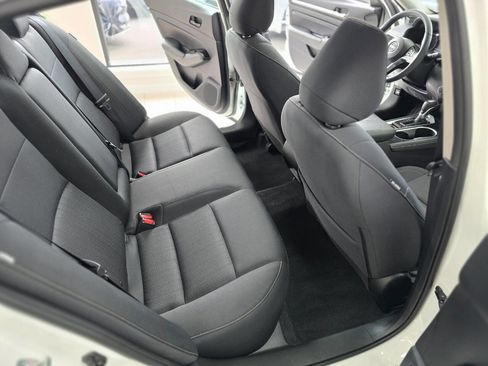 Used 2023 Nissan Altima 2.5 SV w/ SV Premium Package image 24