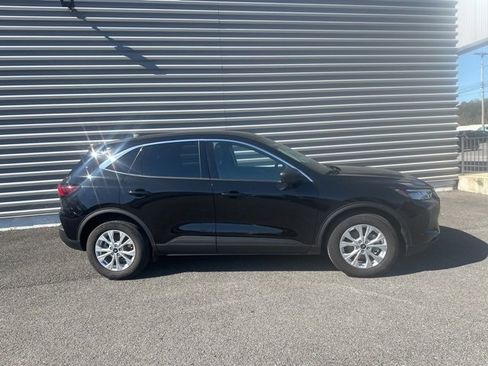 Used 2024 Ford Escape Active w/ Tech Pack #1 image 2