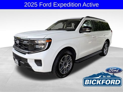 Used 2025 Ford Expedition Active AWD/4WD image 1