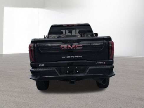 New 2026 GMC Sierra 2500 AT4 w/ AT4 Premium Plus Package AWD/4WD image 6