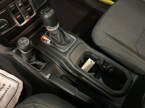 Used 2024 Jeep Wrangler Unlimited Sahara w/ Dual Top Group image 21