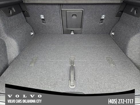 Used 2026 Volvo XC40 B5 Plus w/ Protection Package Premier AWD/4WD image 31