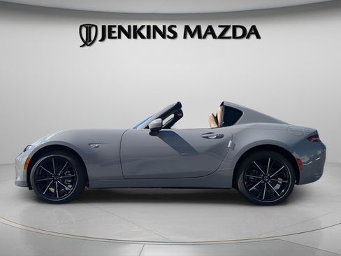 Certified 2024 MAZDA MX-5 Miata RF Grand Touring image 3