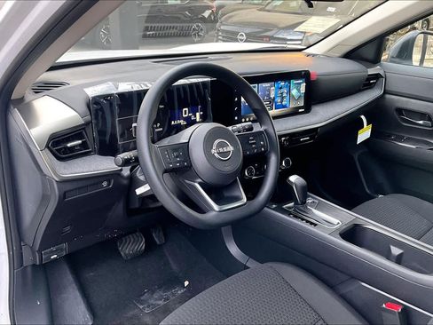 New 2026 Nissan Kicks S image 10