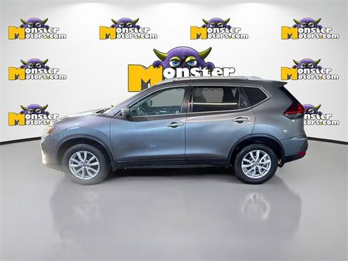 Used 2018 Nissan Rogue SV image 7