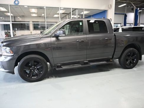 Used 2017 RAM 1500 Sport w/ Quick Order Package 26Q Night AWD/4WD image 8