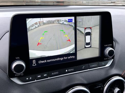 Used 2024 Nissan Sentra SR w/ SR Premium Package image 26