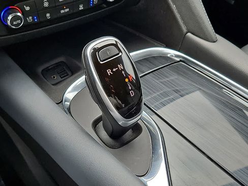Used 2020 Buick Enclave Premium w/ Surround and Sites Package FWD image 14