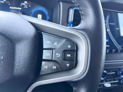 Used 2025 Ford Bronco Big Bend image 26