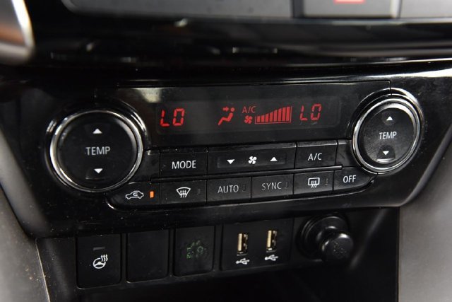 Used 2022 Mitsubishi Eclipse Cross SEL AWD/4WD image 15